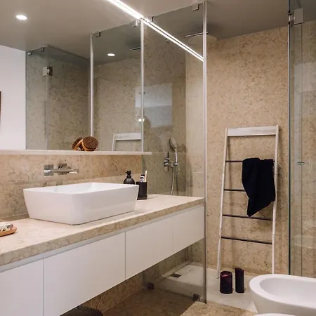 Espot - 2 Bedrooms In Graca Apartment *